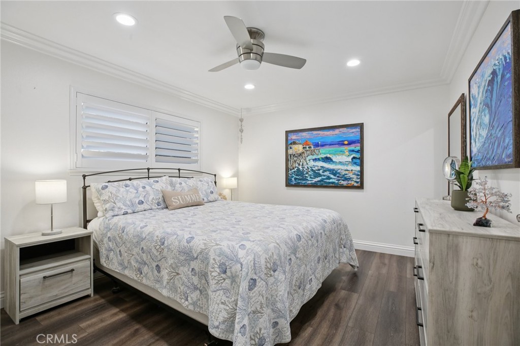 16407 De Anza