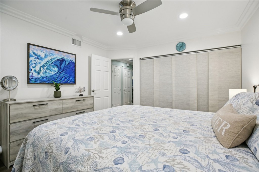 16407 De Anza