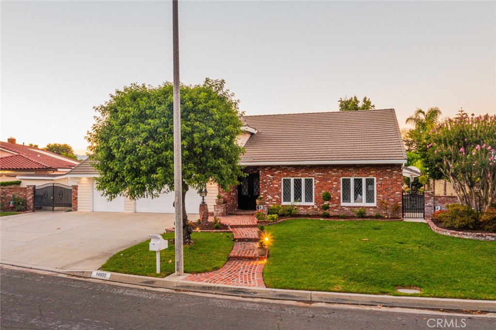 14935 New Vista Place