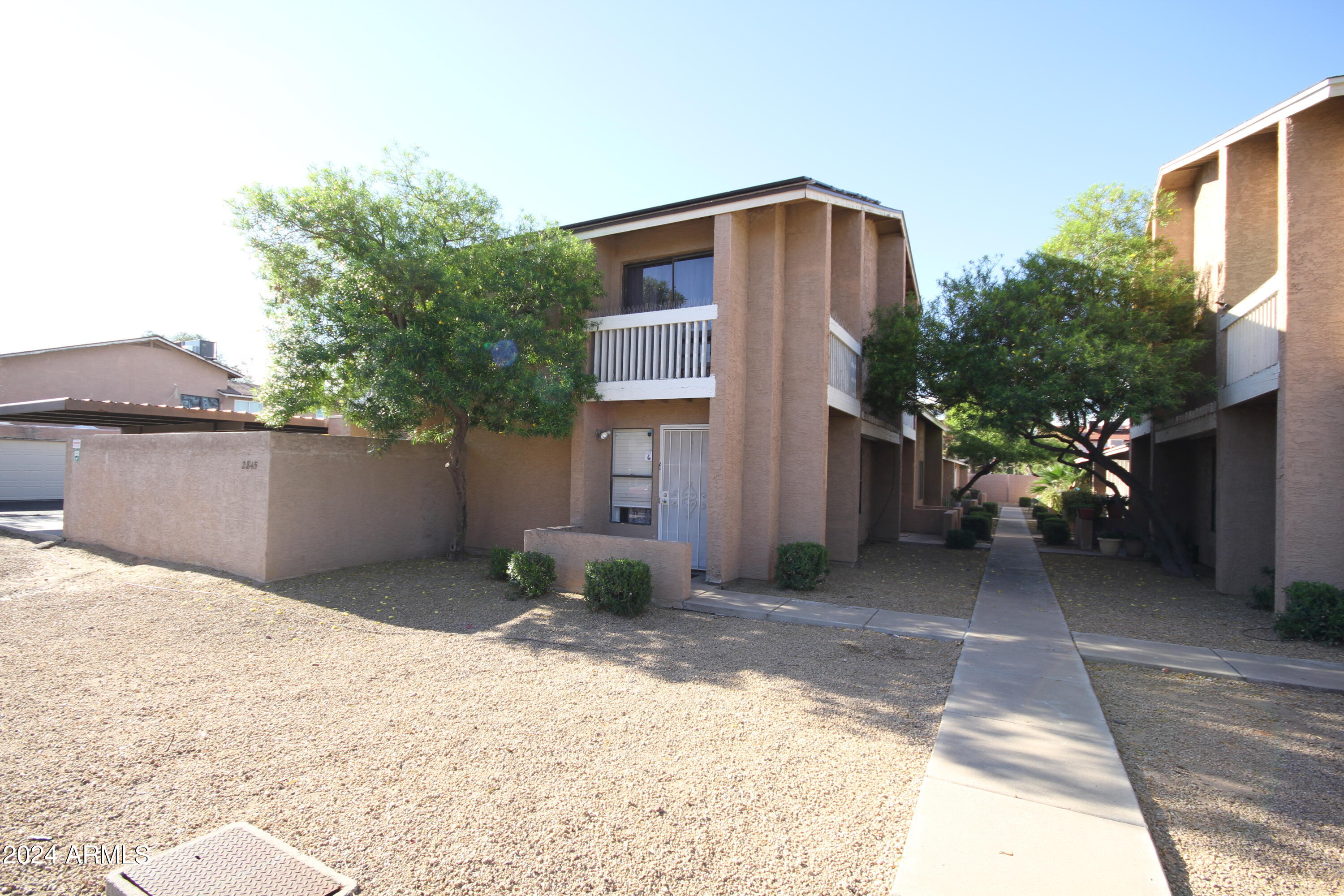 2845 E TRACY Lane, 4