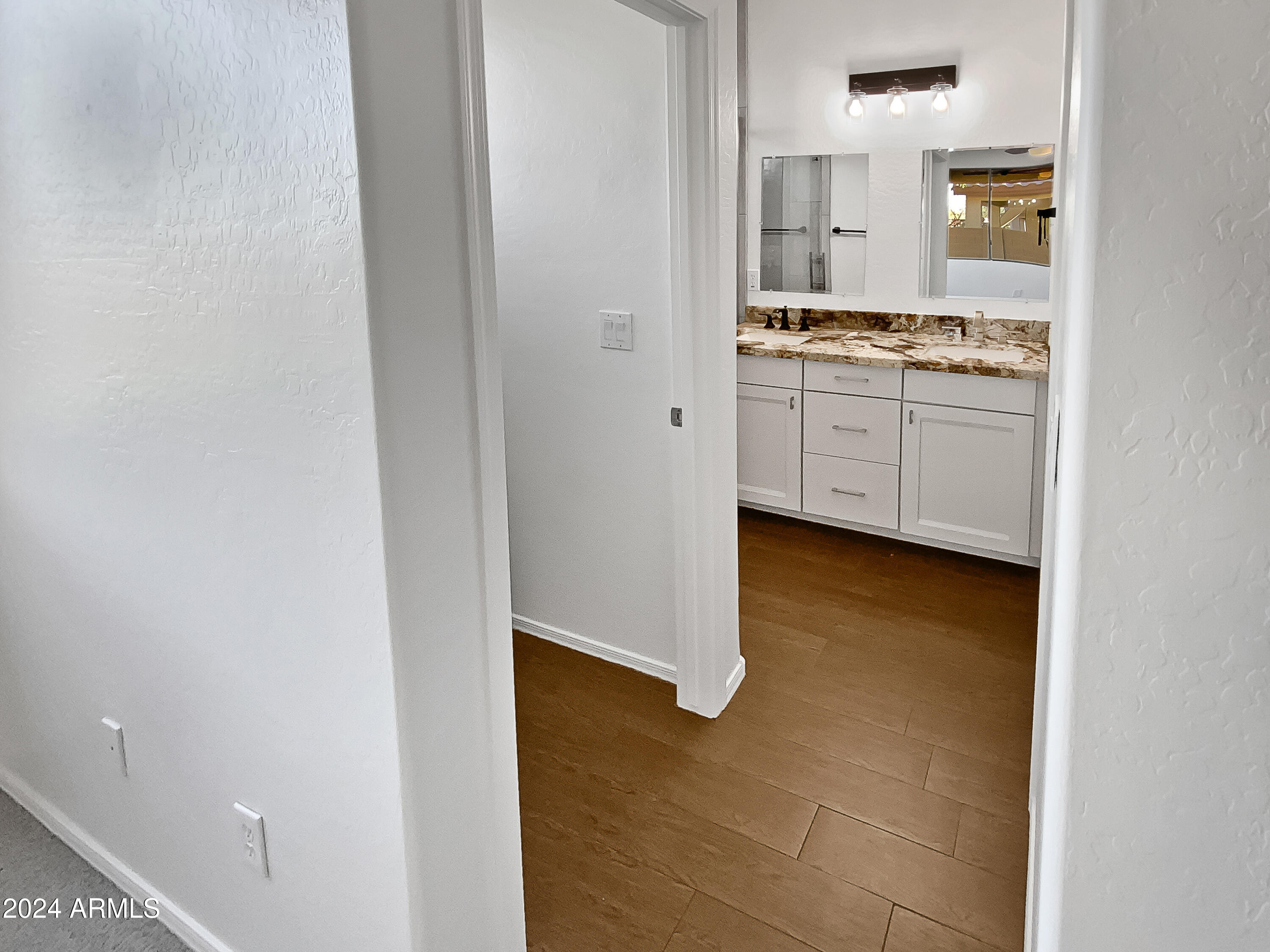 40728 N HUDSON Trail