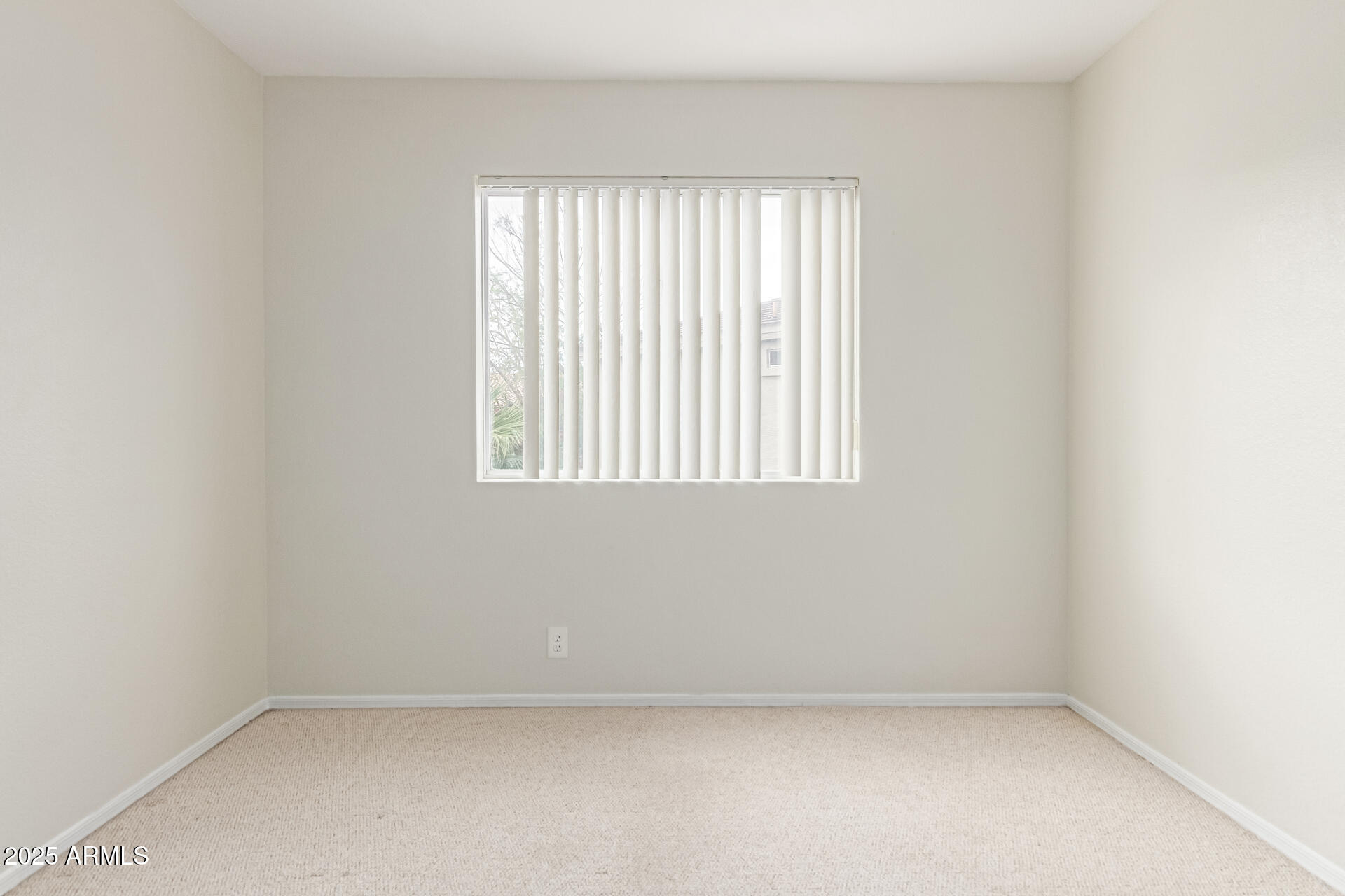 15550 N FRANK LLOYD WRIGHT Boulevard, 1037