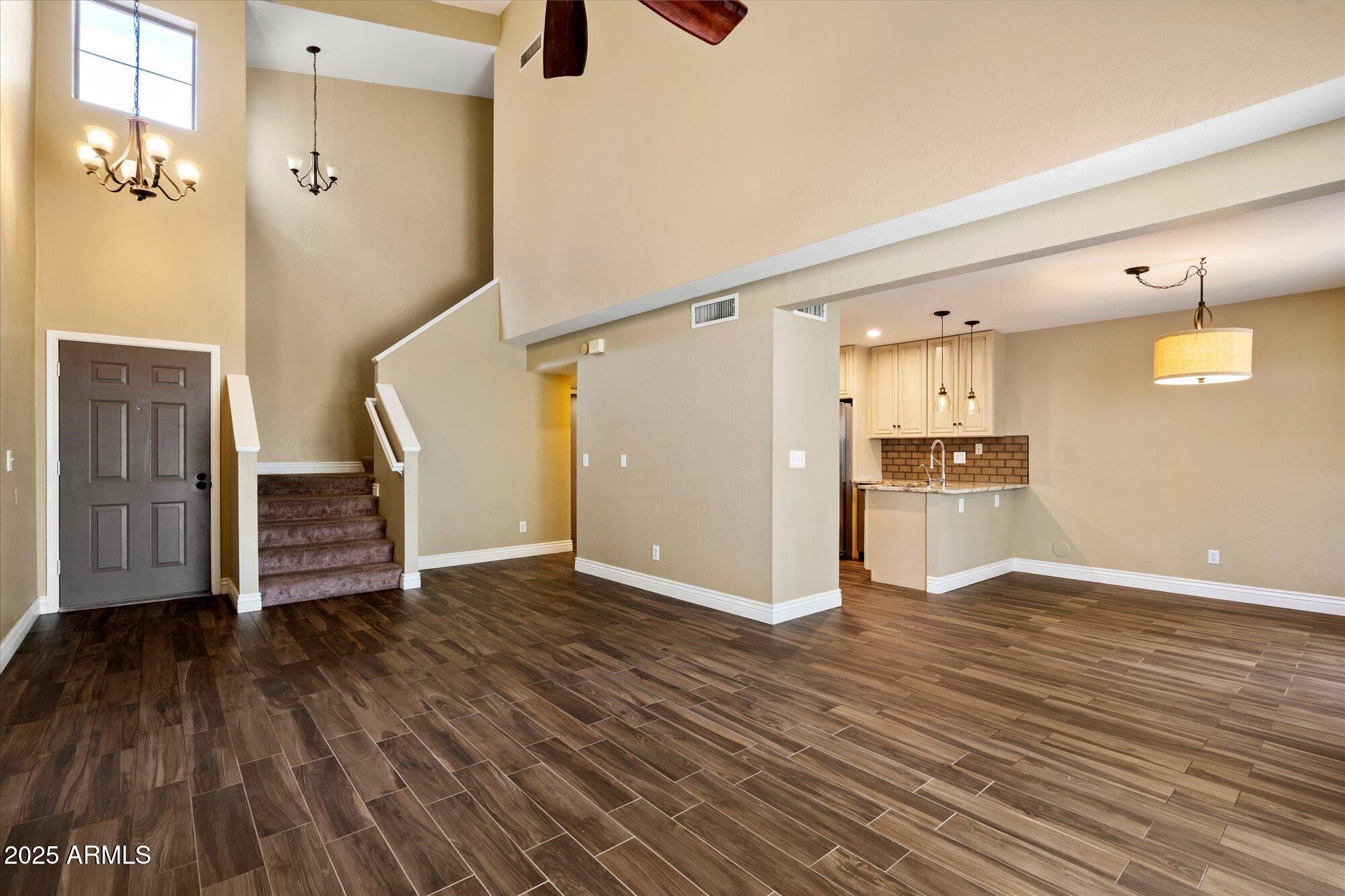 2339 E EVANS Drive