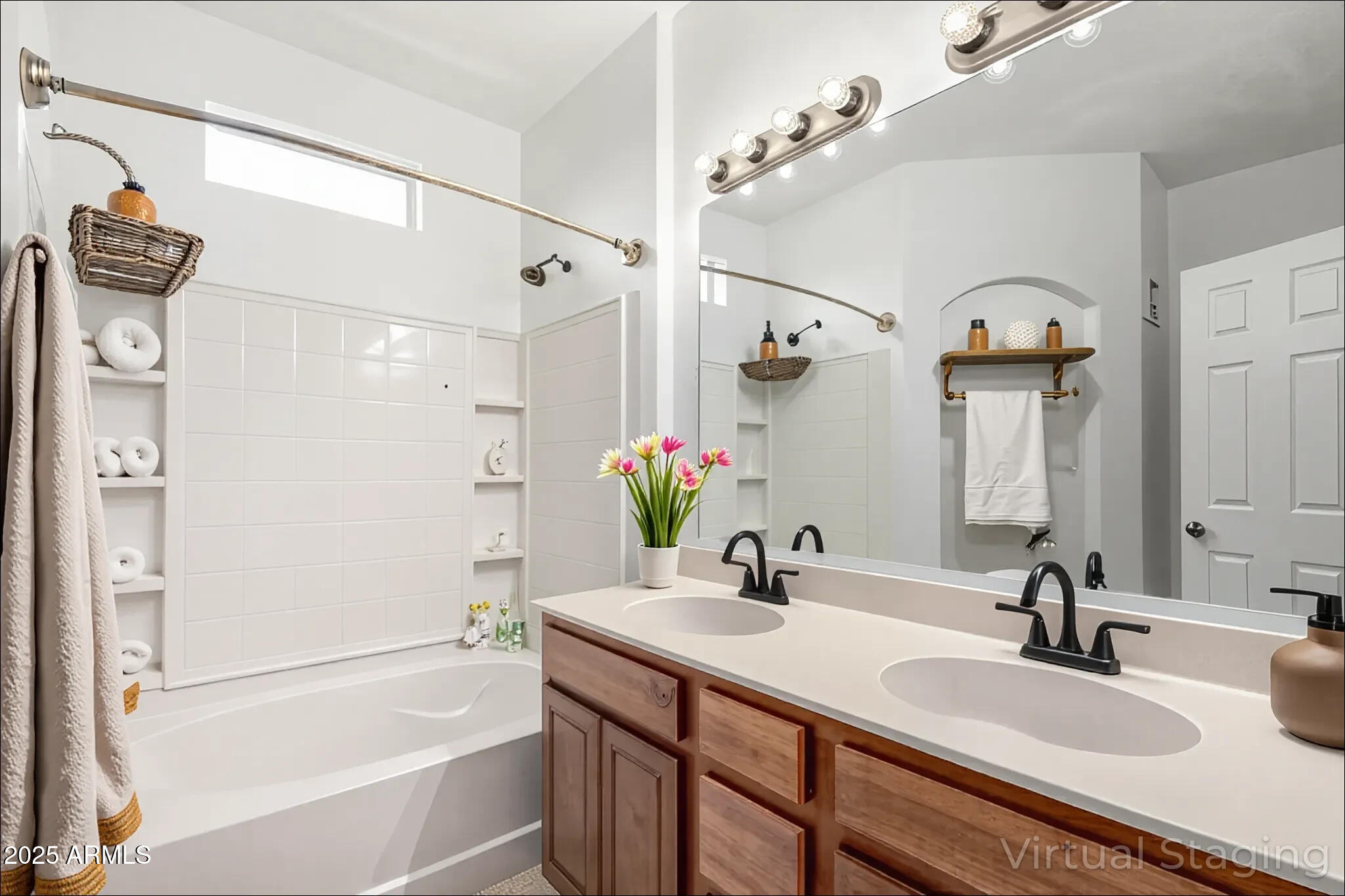 18250 N CAVE CREEK Road, 126