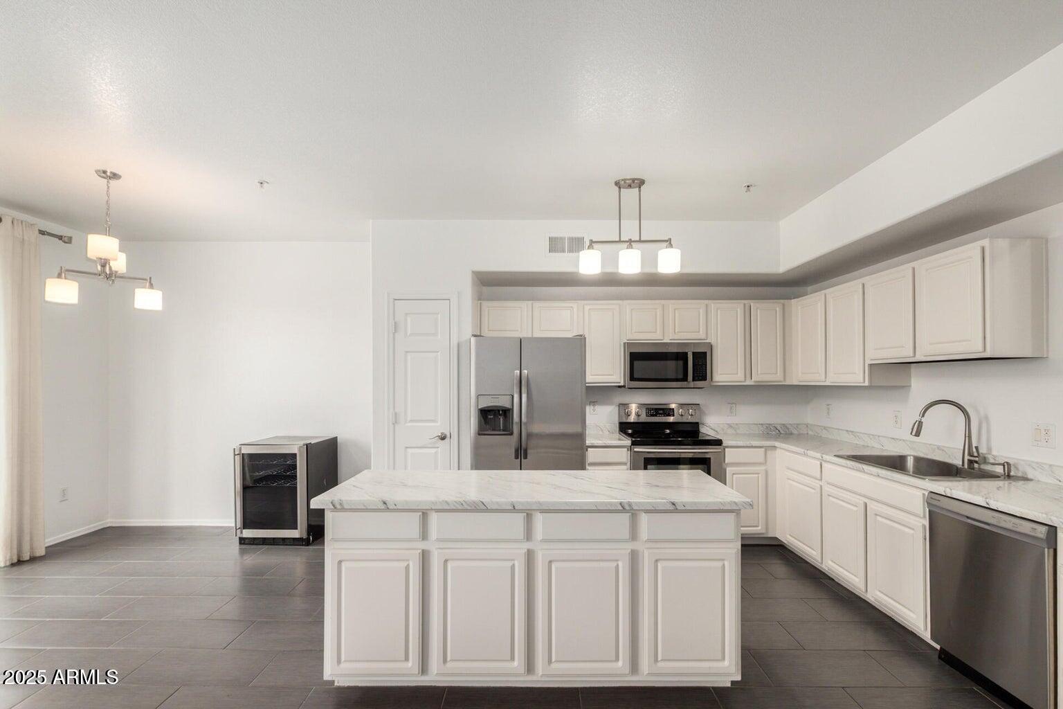 18250 N CAVE CREEK Road, 126