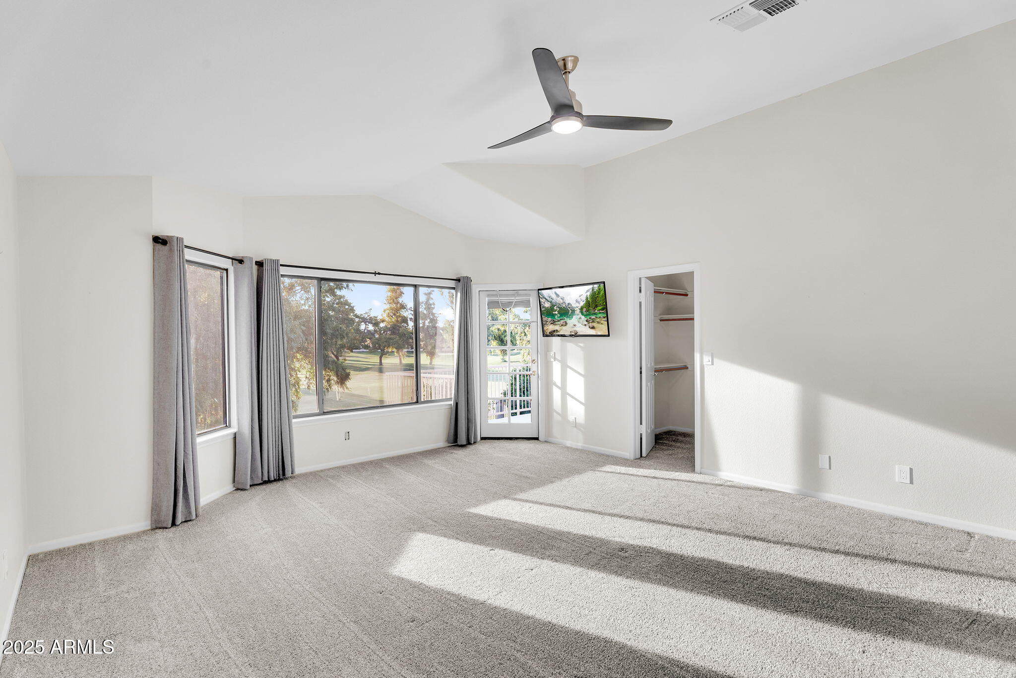 3230 S AMBROSIA Drive, Chandler