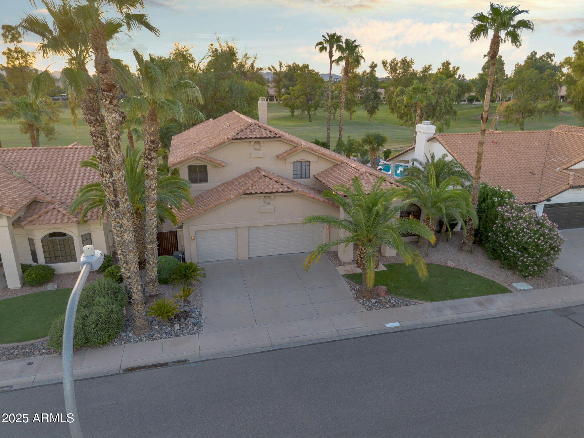 3230 S AMBROSIA Drive, Chandler