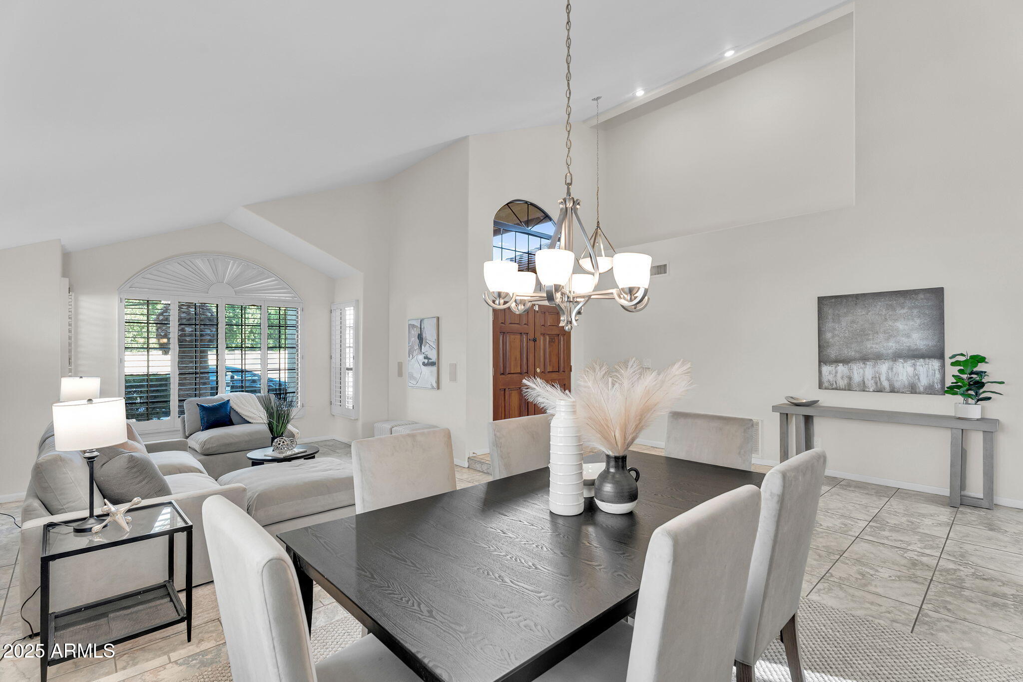 3230 S AMBROSIA Drive, Chandler