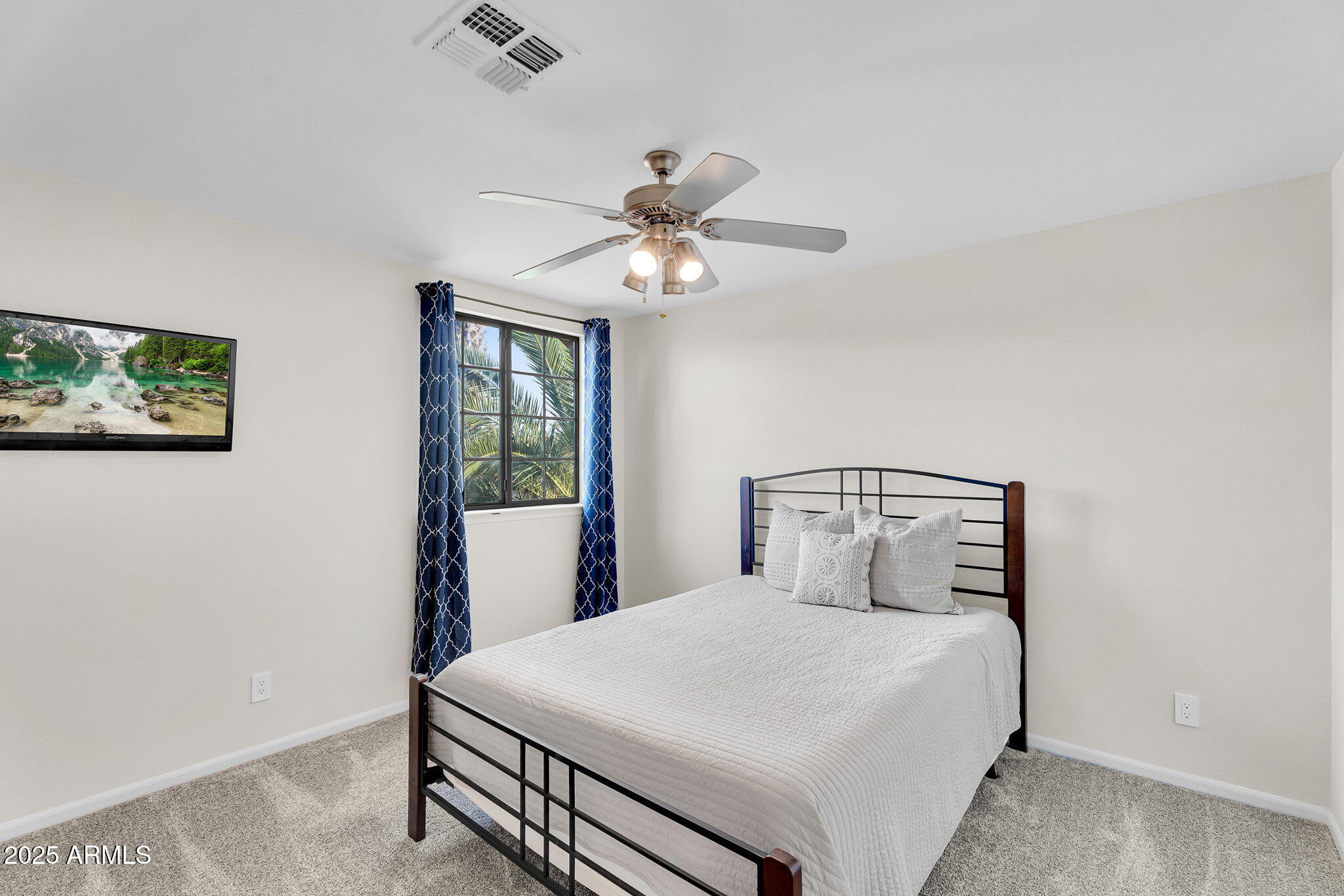 3230 S AMBROSIA Drive, Chandler