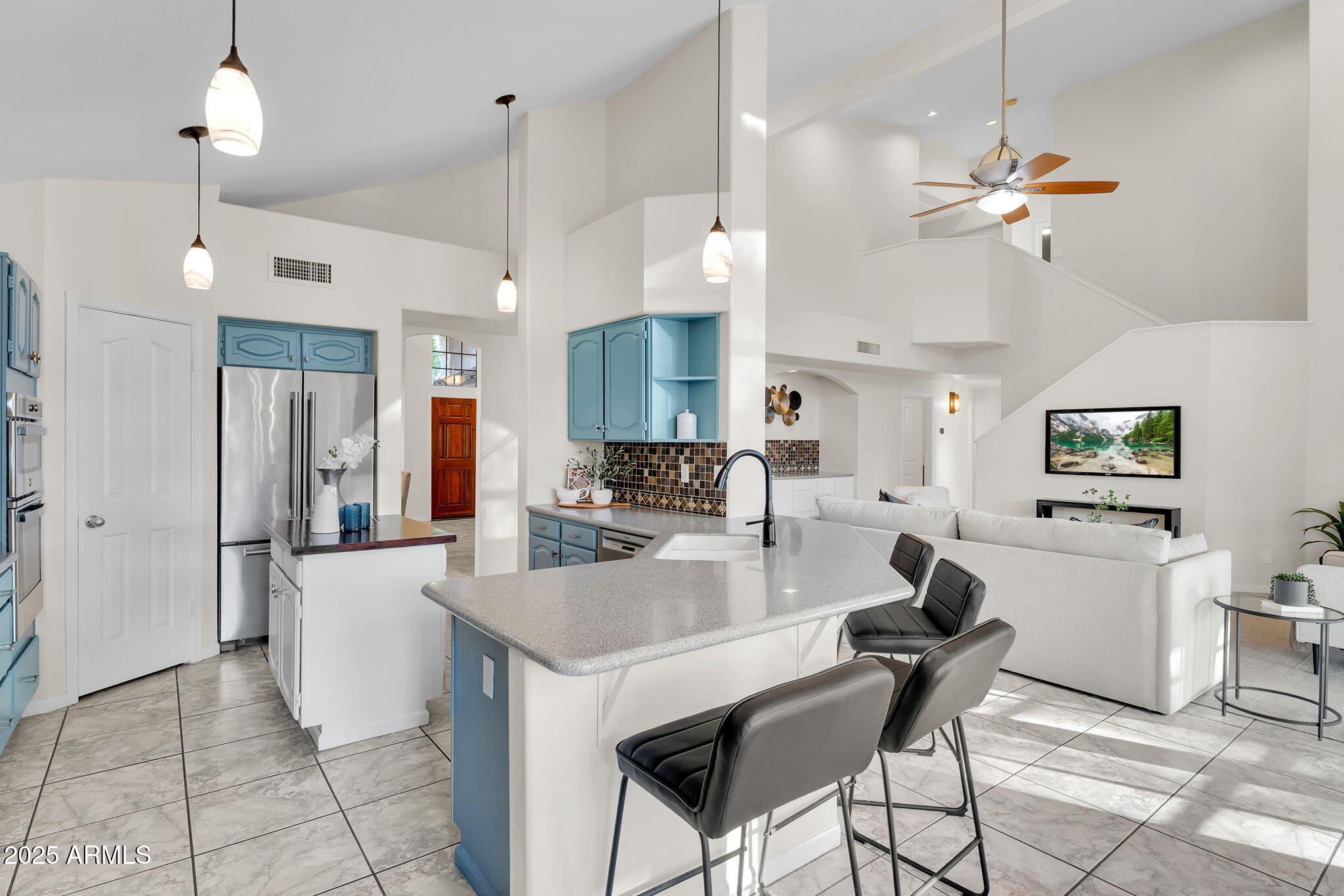 3230 S AMBROSIA Drive, Chandler