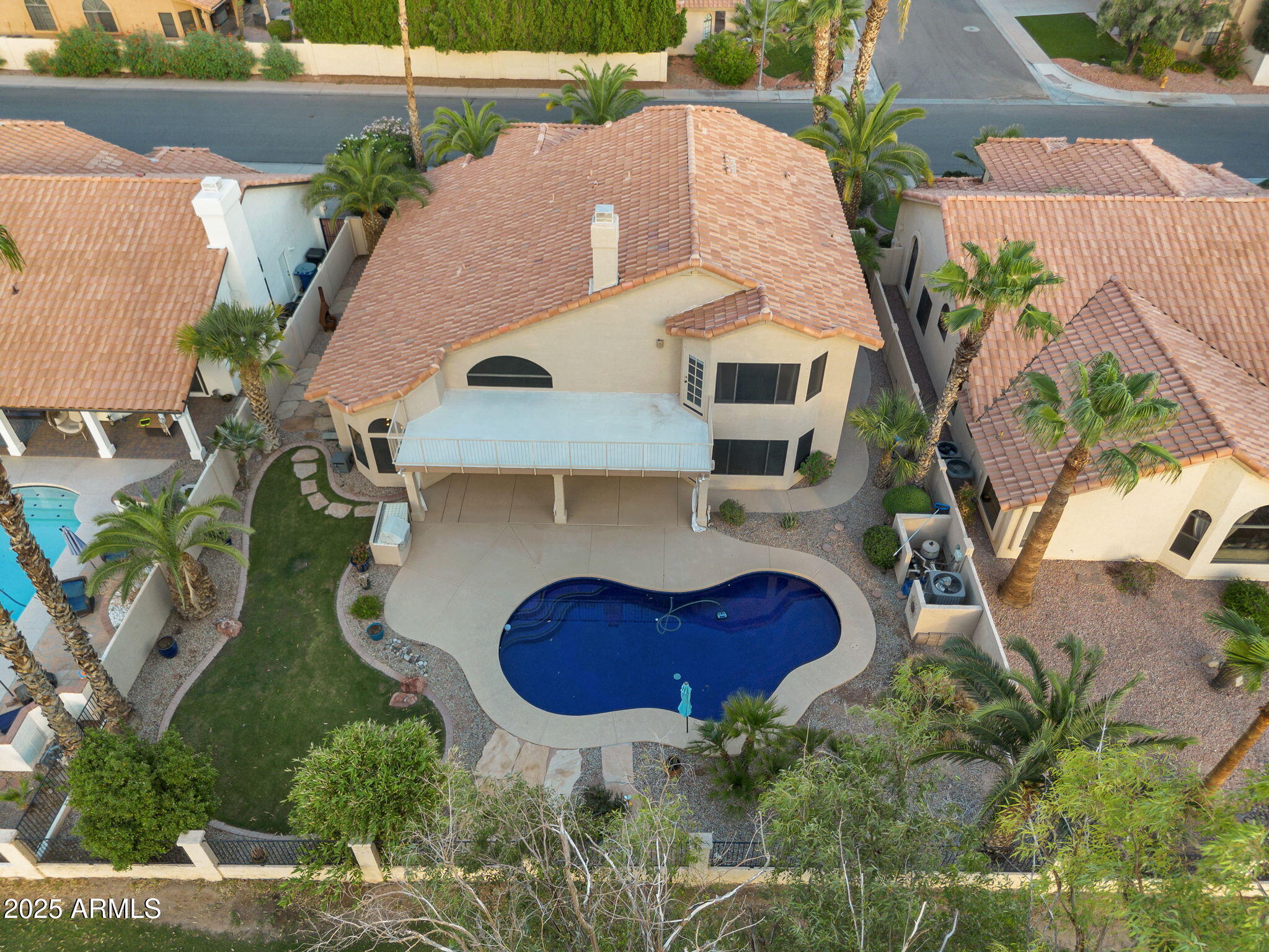 3230 S AMBROSIA Drive, Chandler
