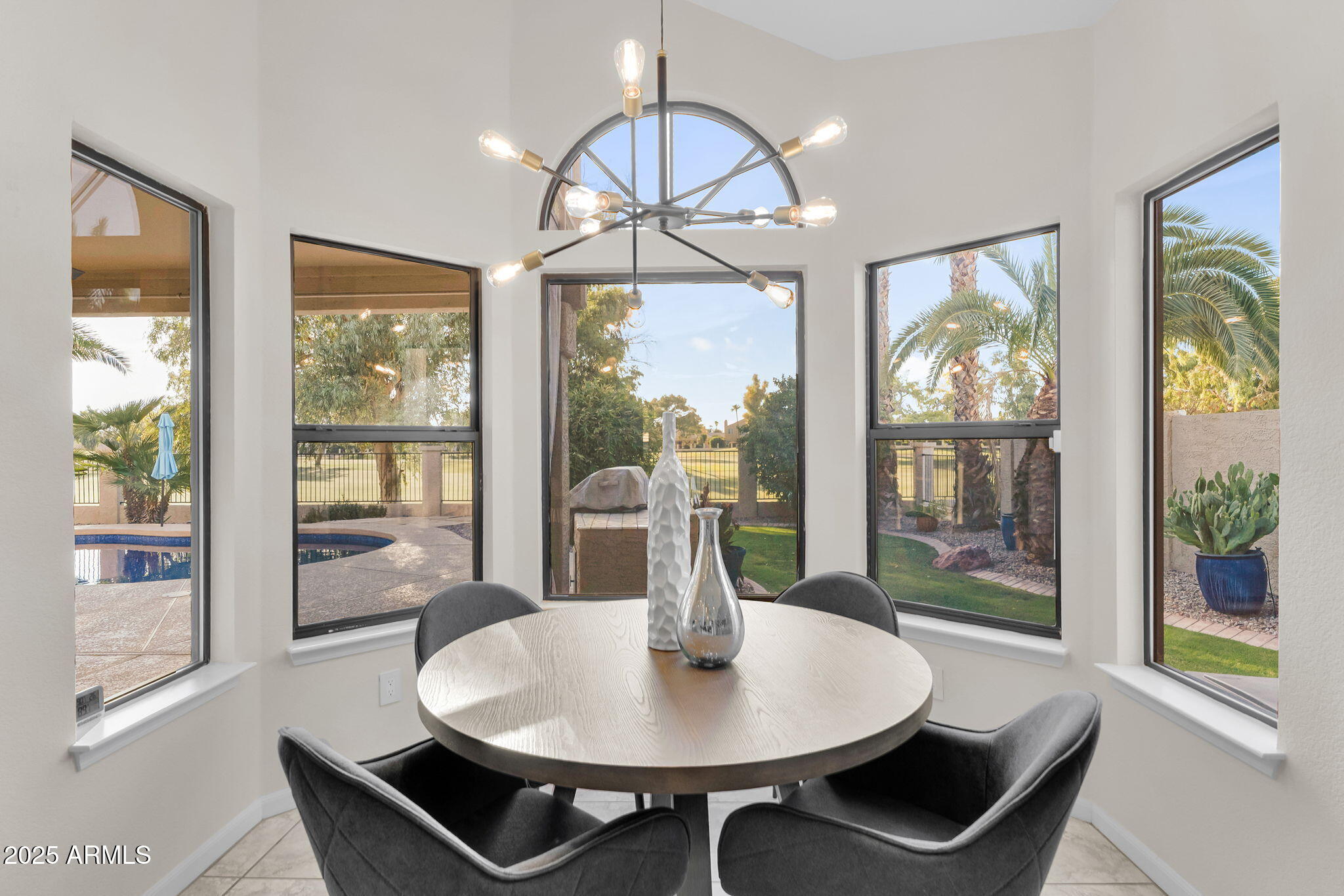 3230 S AMBROSIA Drive, Chandler