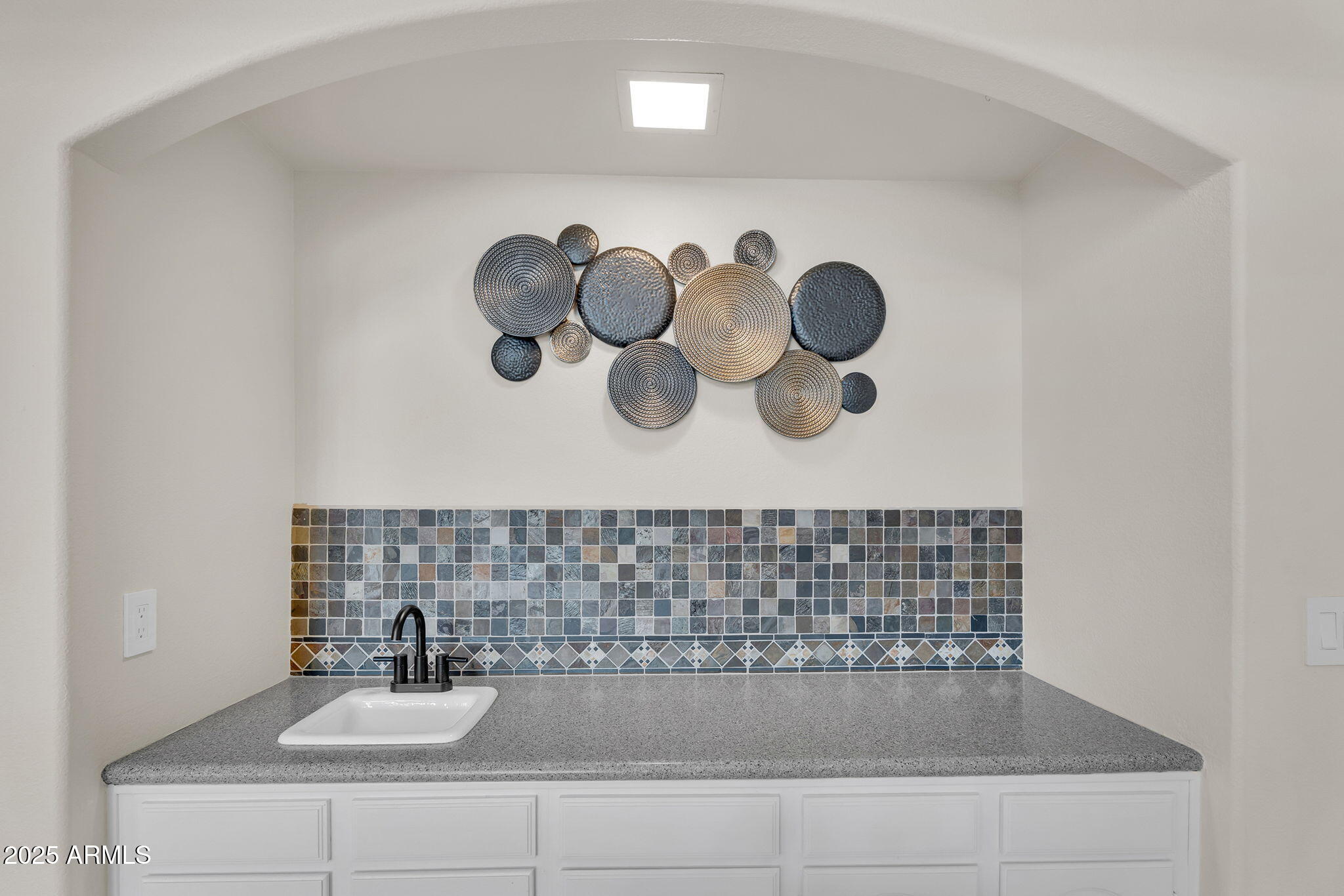 3230 S AMBROSIA Drive, Chandler