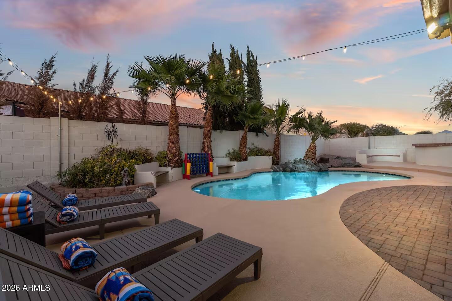 5352 E WOODRIDGE Drive