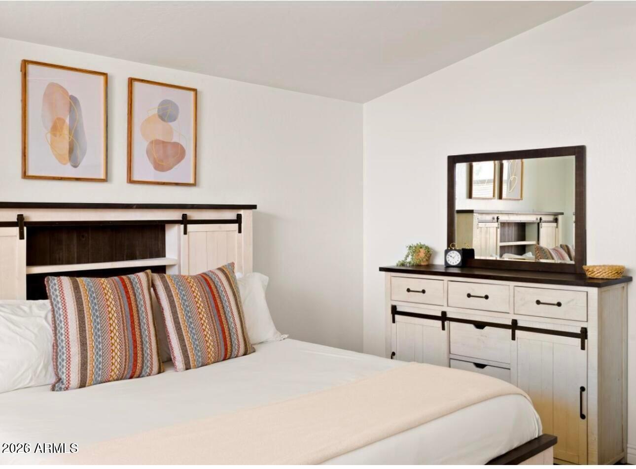 5352 E WOODRIDGE Drive