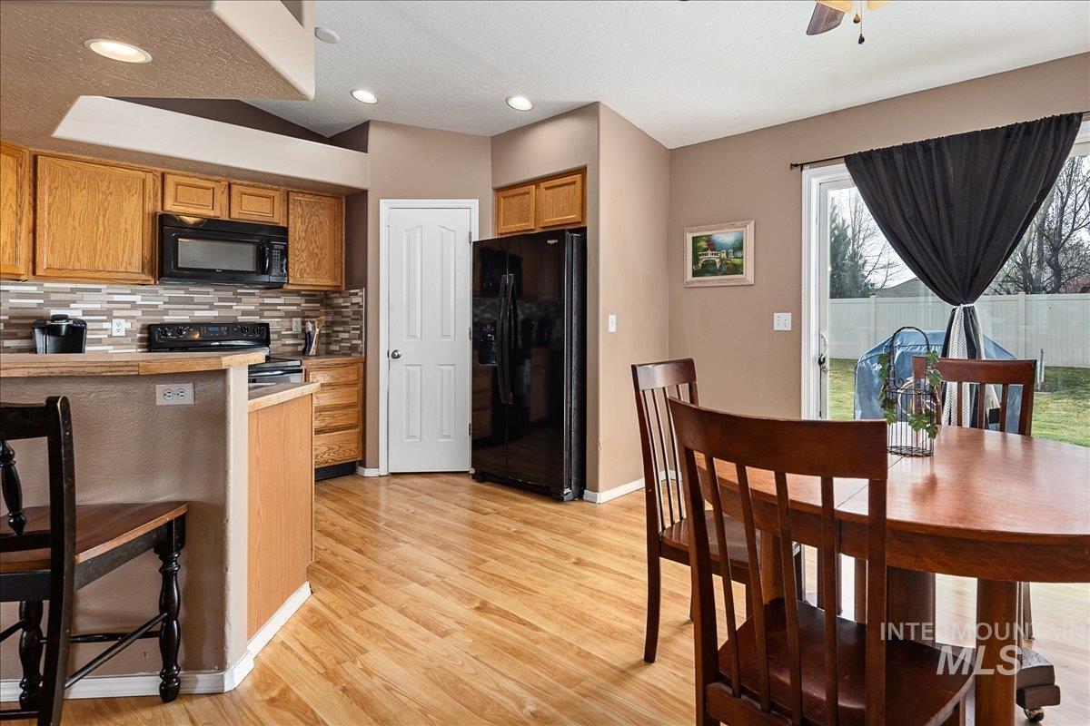291 E Harris Hawk Dr