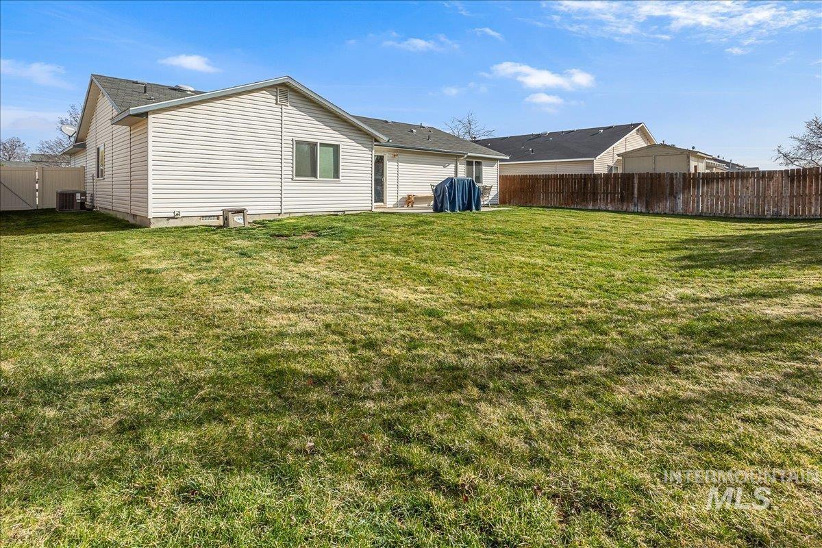 291 E Harris Hawk Dr