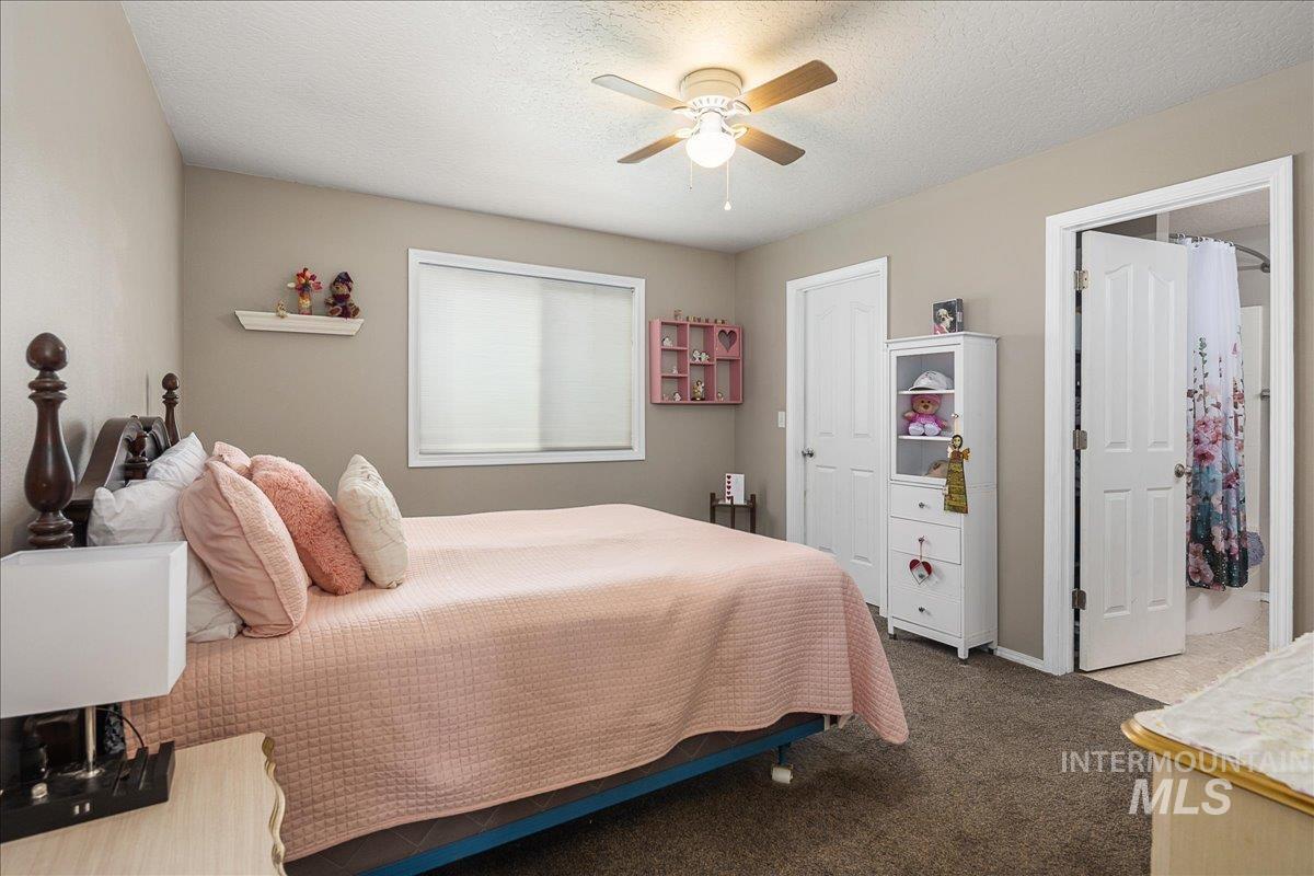 291 E Harris Hawk Dr