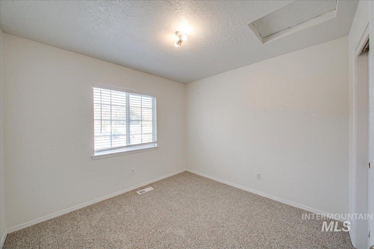 4688 N Hacienda Ave.