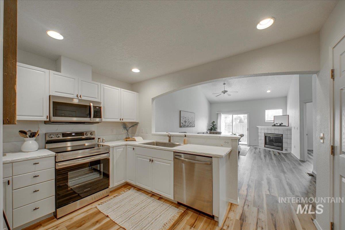 4688 N Hacienda Ave.