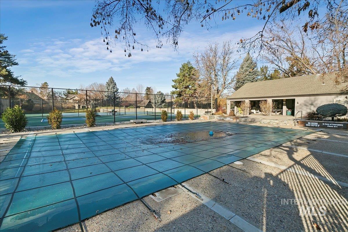 2069 S White Pine Ln.