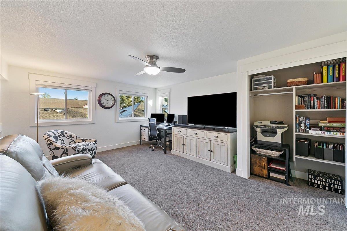 2069 S White Pine Ln.