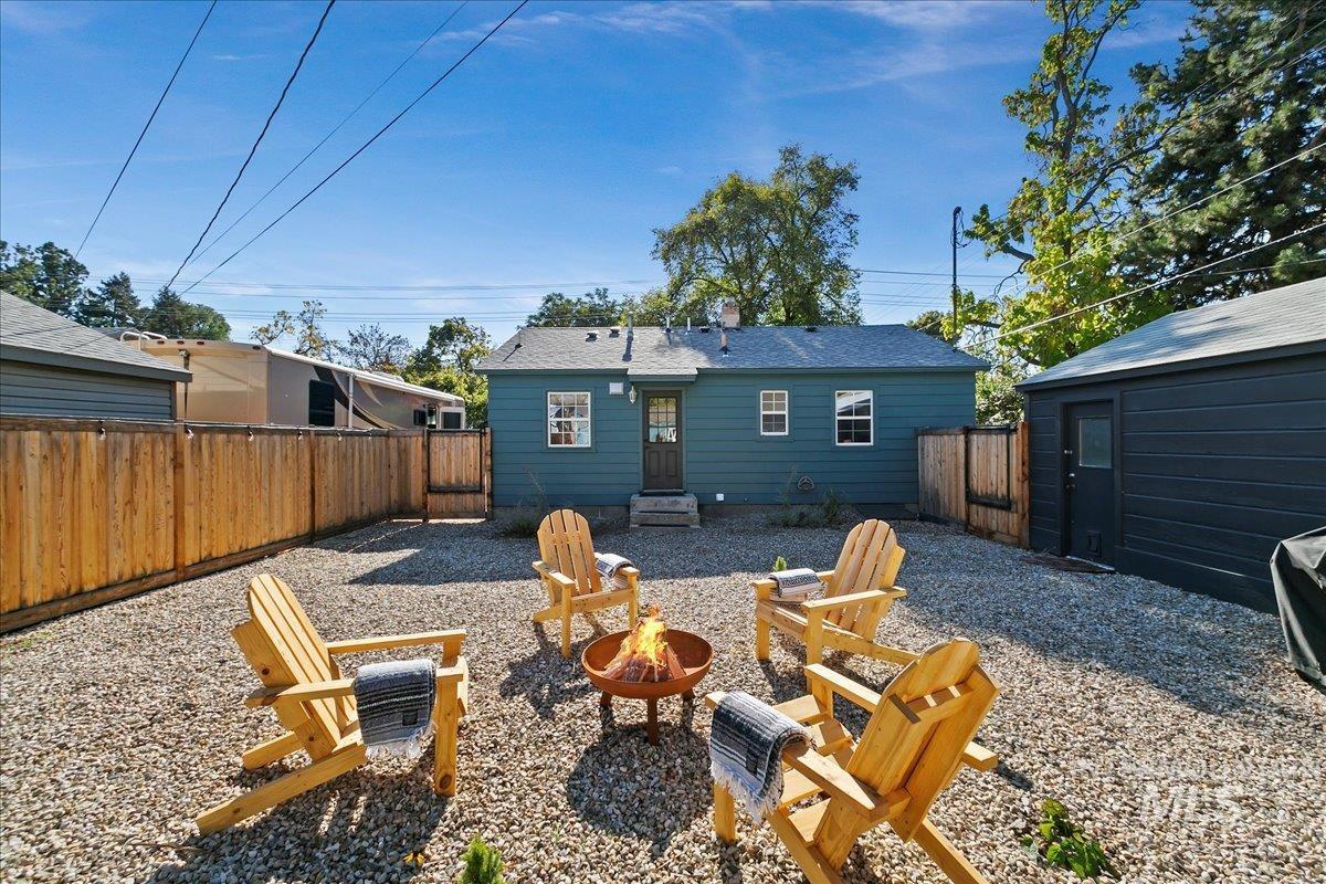 3106 W Good St.