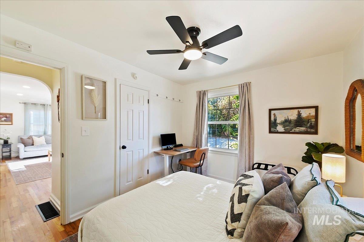 3106 W Good St.