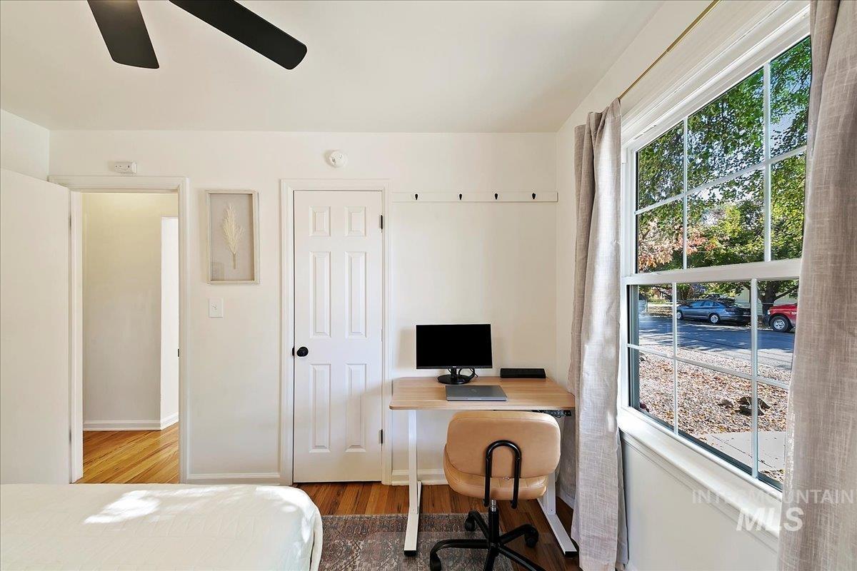 3106 W Good St.