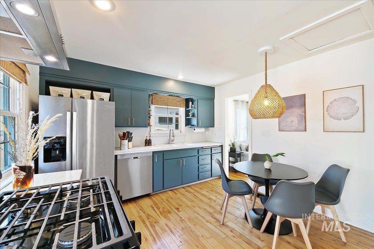 3106 W Good St.