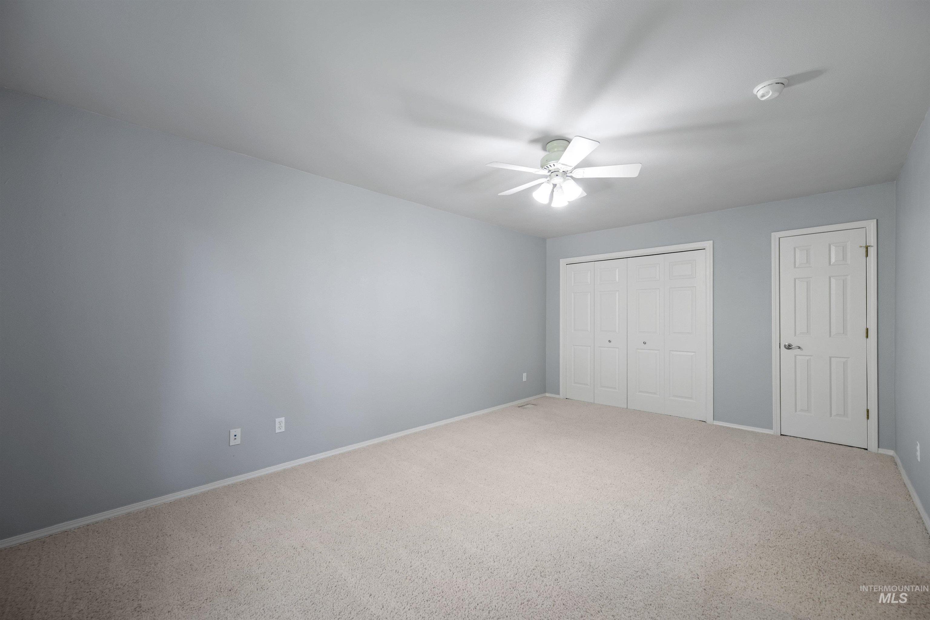 5025 N Contour Way