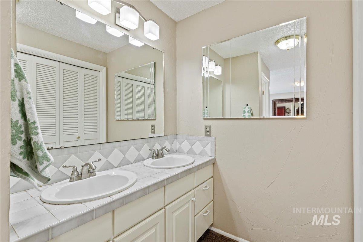 8707 W Stynbrook Dr.