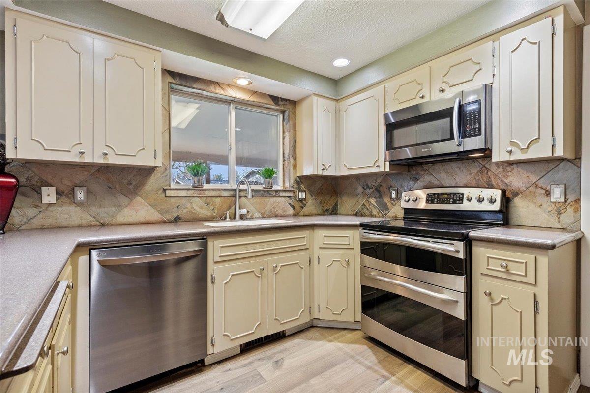 8707 W Stynbrook Dr.