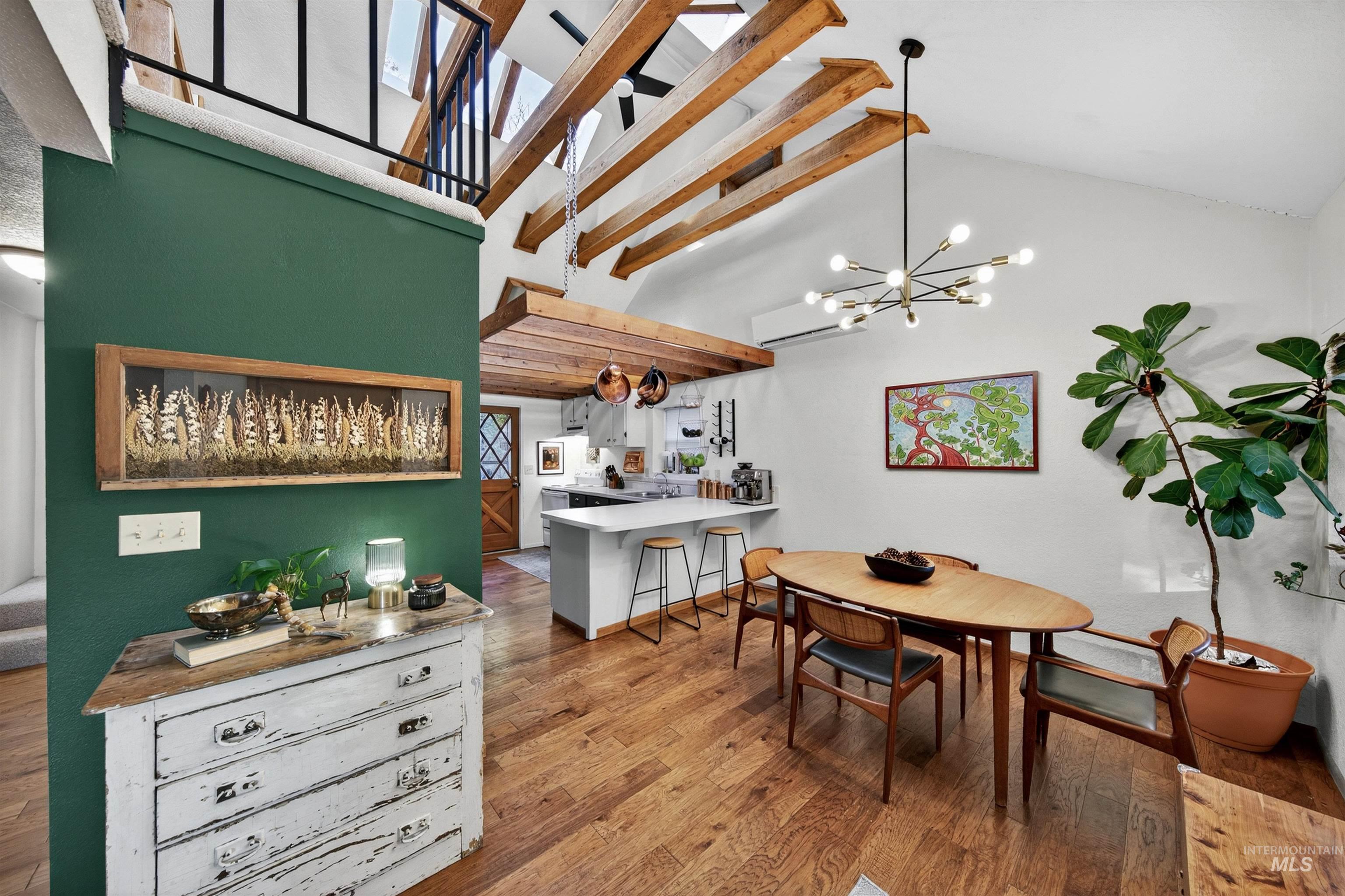 424 W Sherman Street