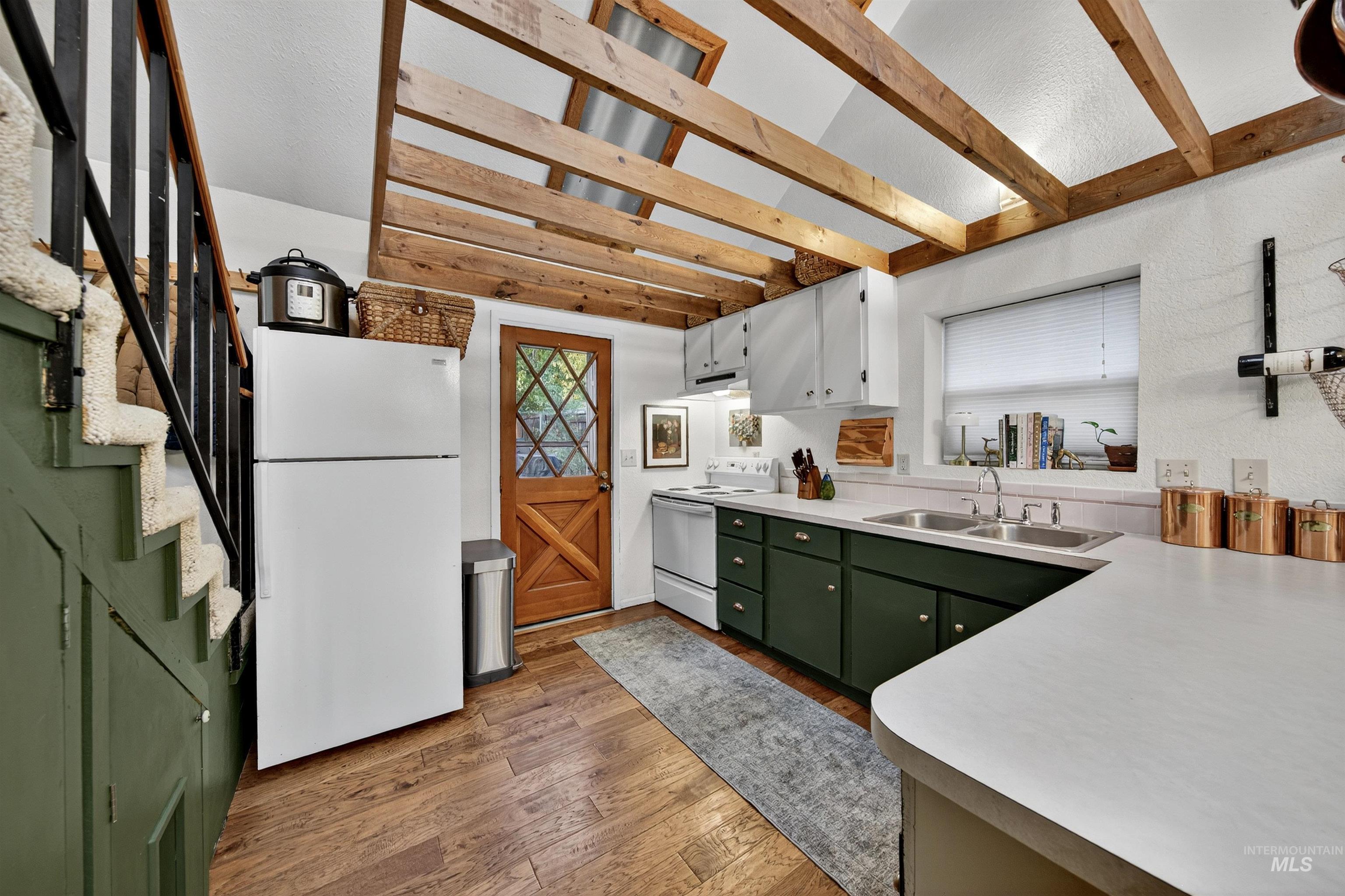 424 W Sherman Street