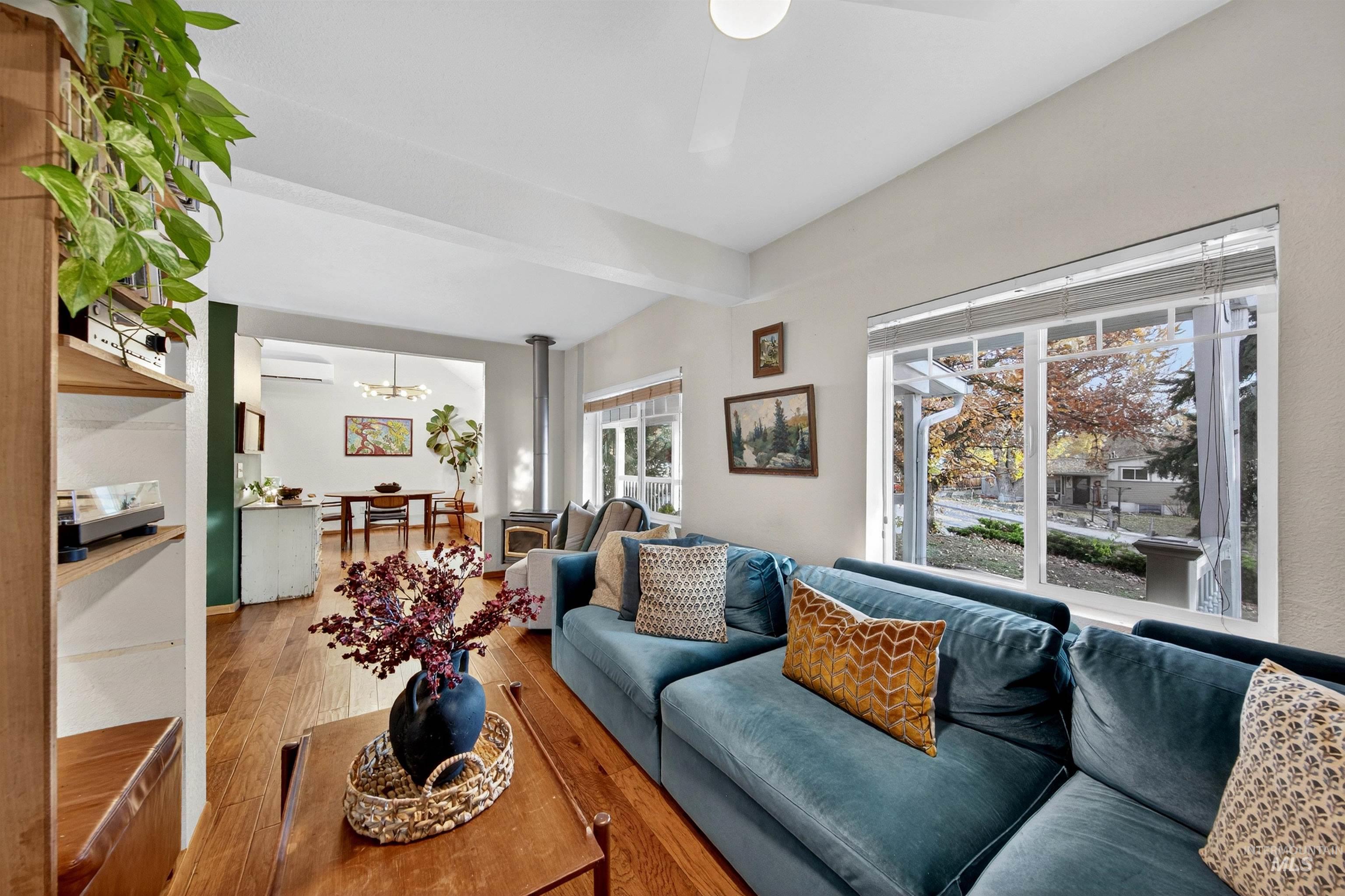 424 W Sherman Street