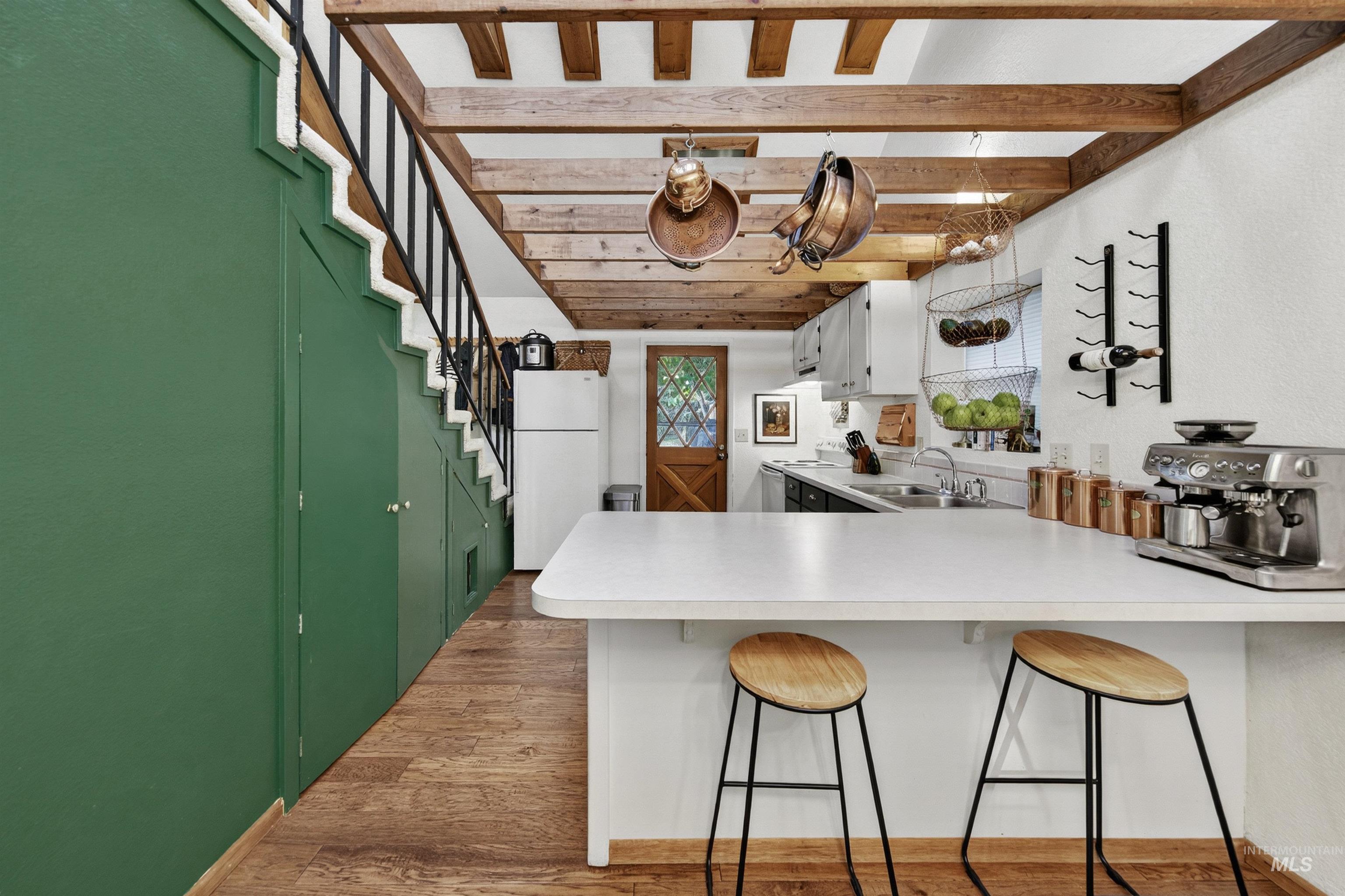 424 W Sherman Street