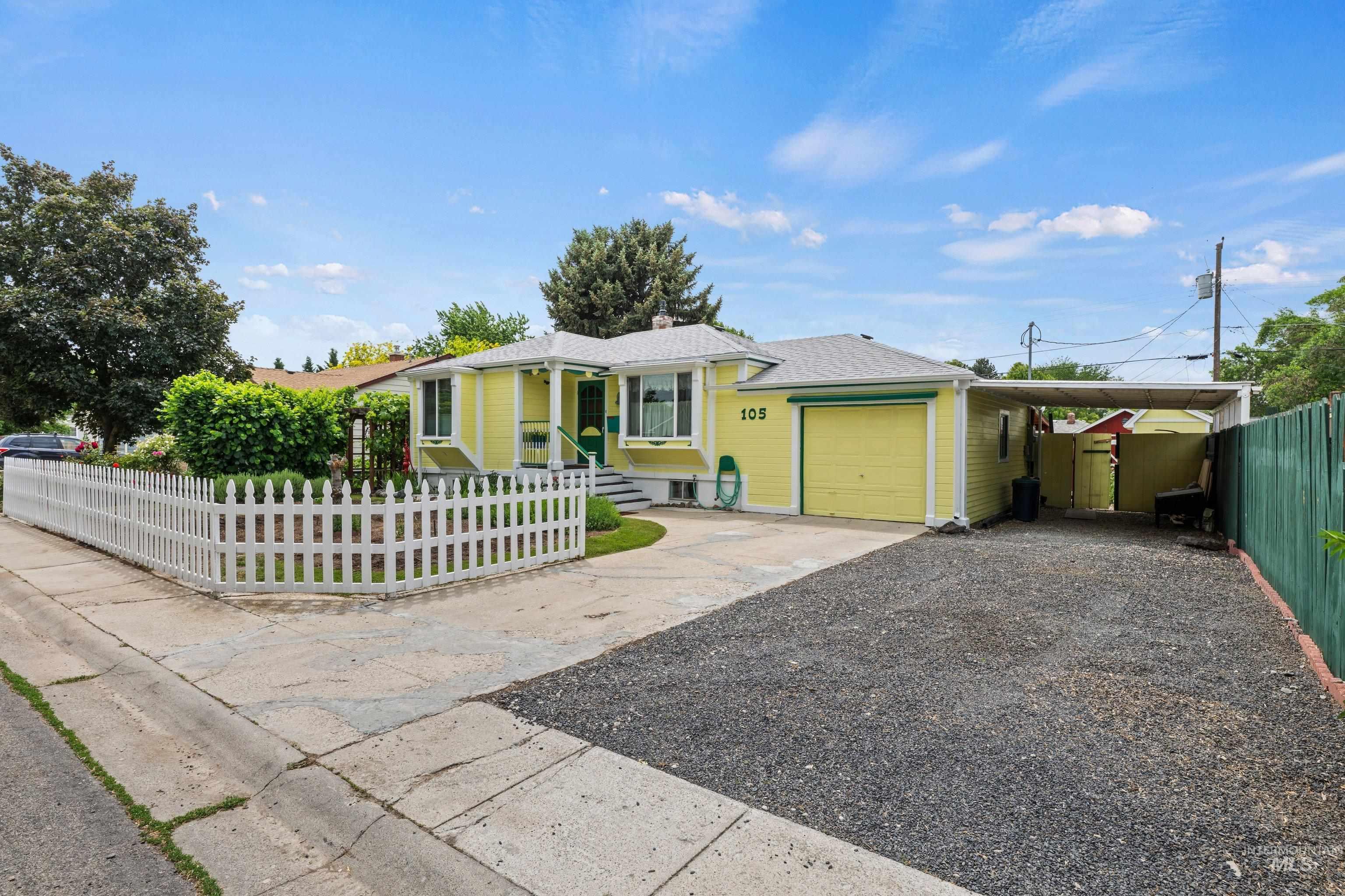 105 N Vinson St