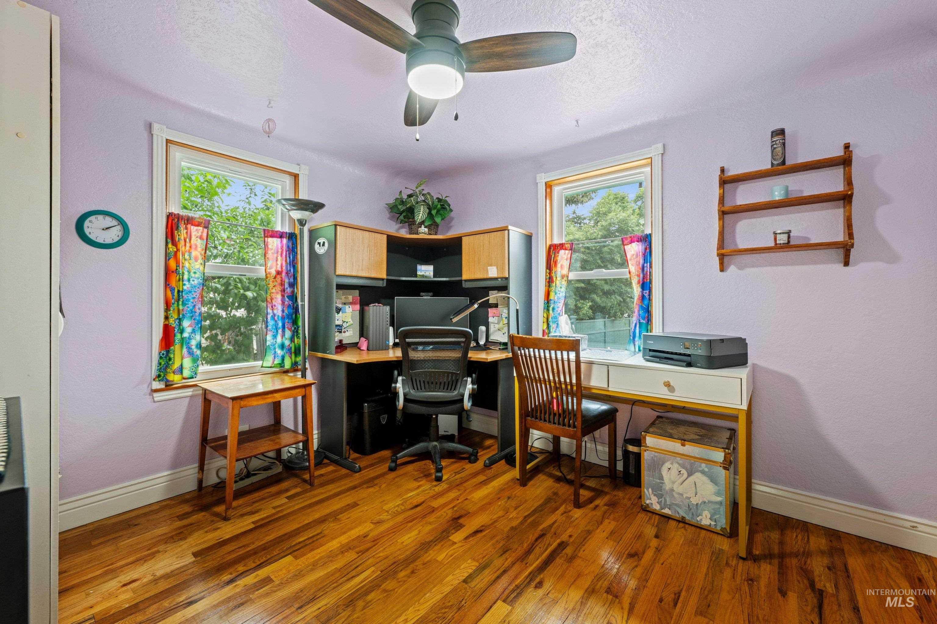 105 N Vinson St