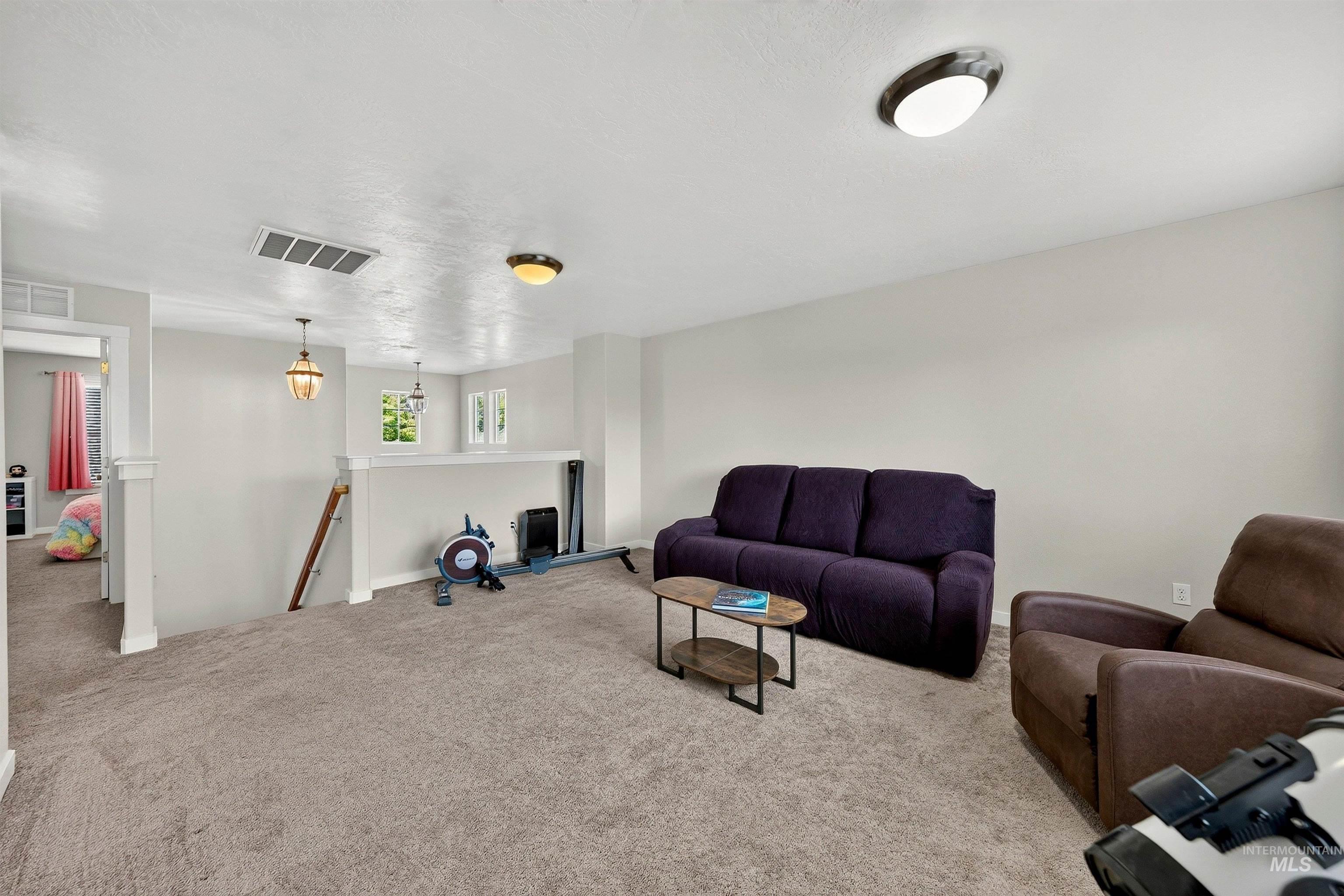 4124 N Alexis Ave