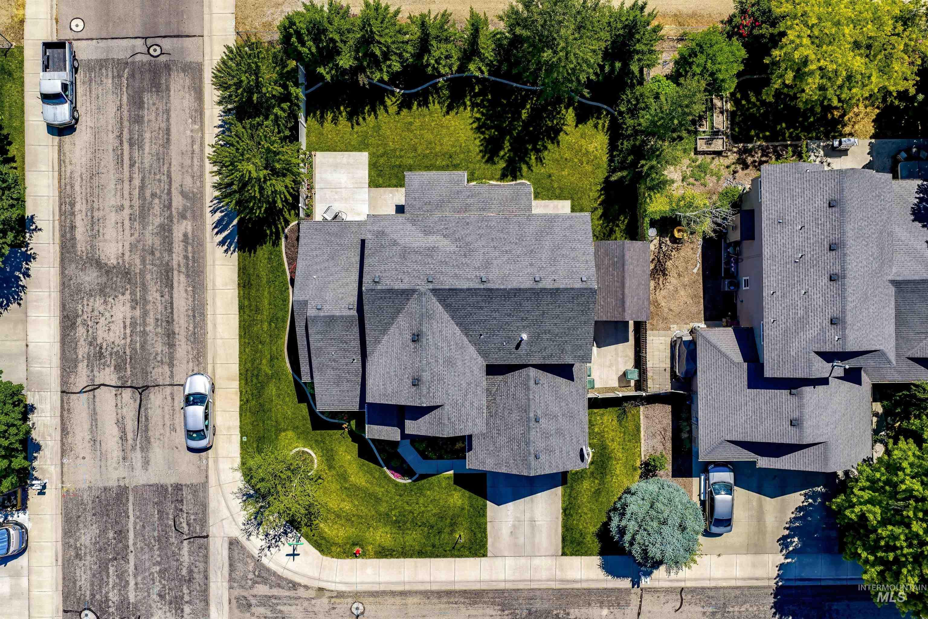 4124 N Alexis Ave