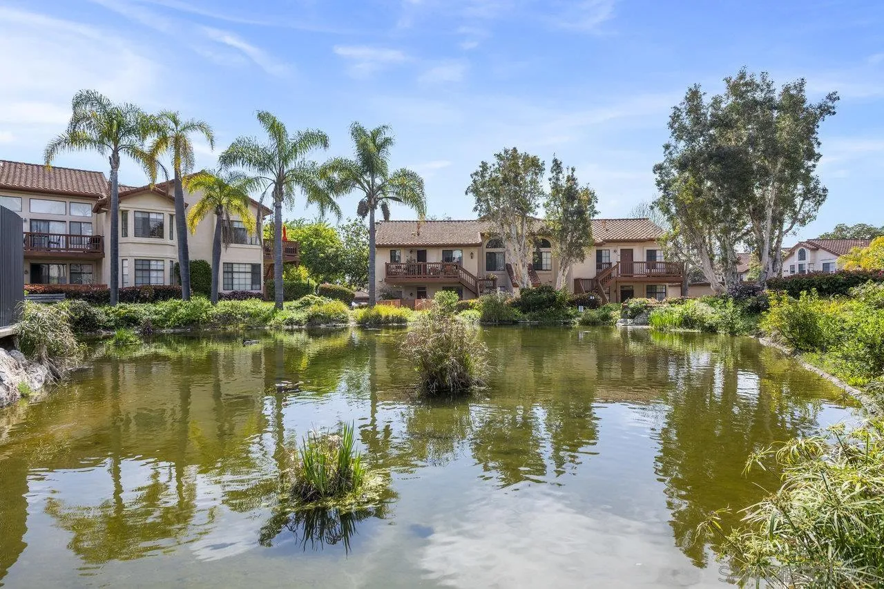 4035 Carmel View Road Unit 117