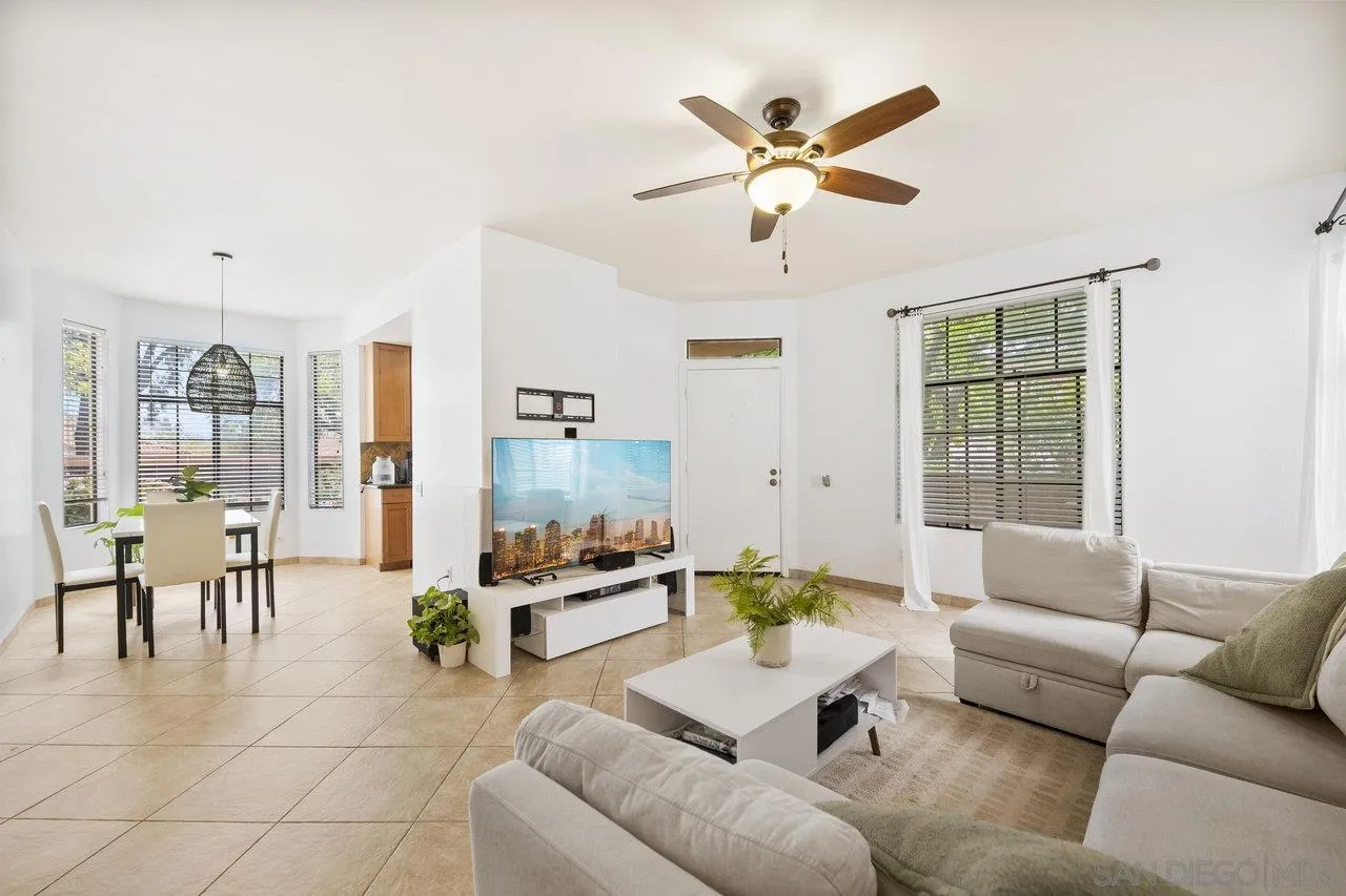 4035 Carmel View Road Unit 117