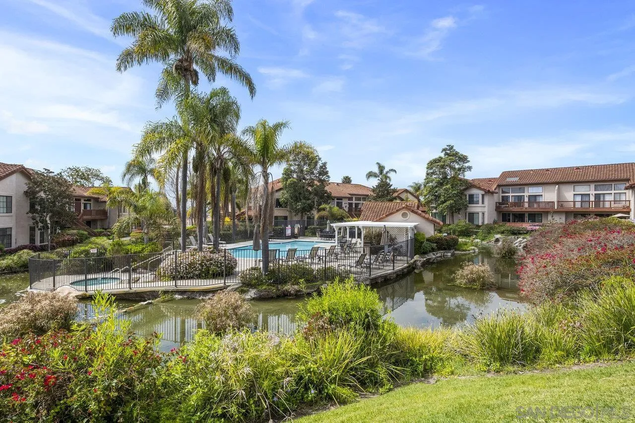 4035 Carmel View Road Unit 117
