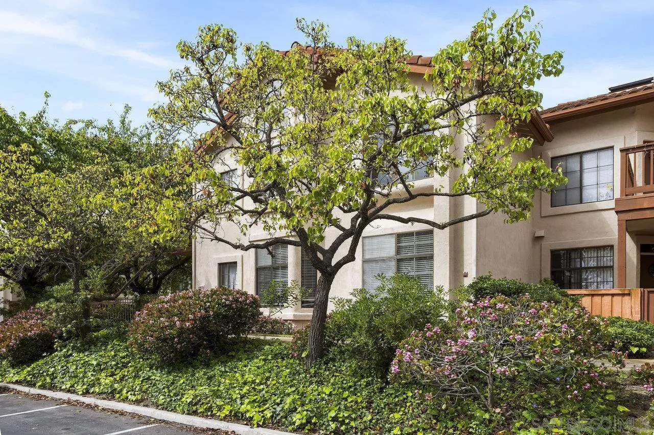 4035 Carmel View Road Unit 117