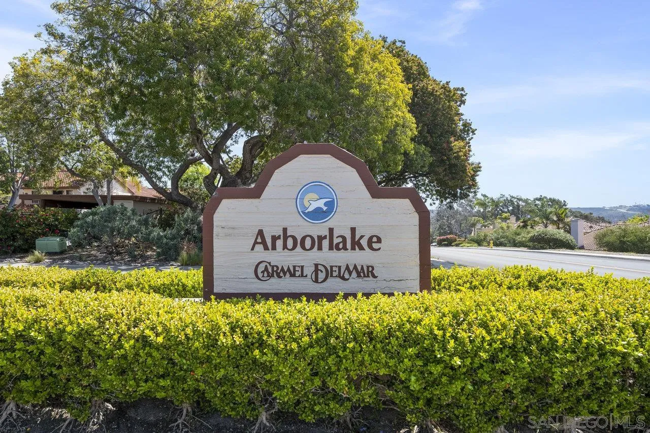 4035 Carmel View Road Unit 117