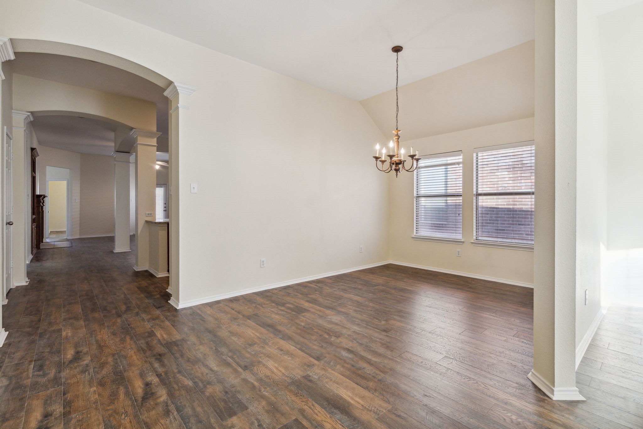 5032 Birchwood Drive