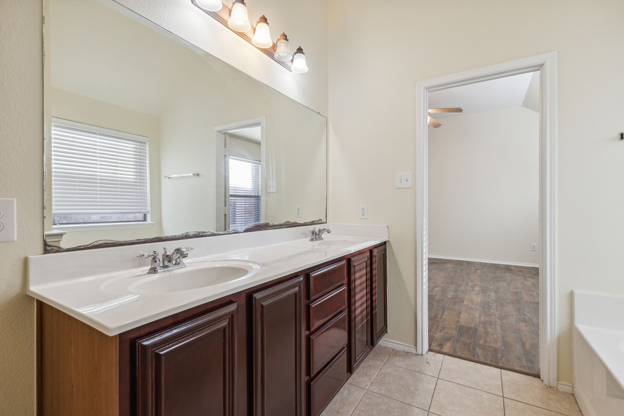 5032 Birchwood Drive