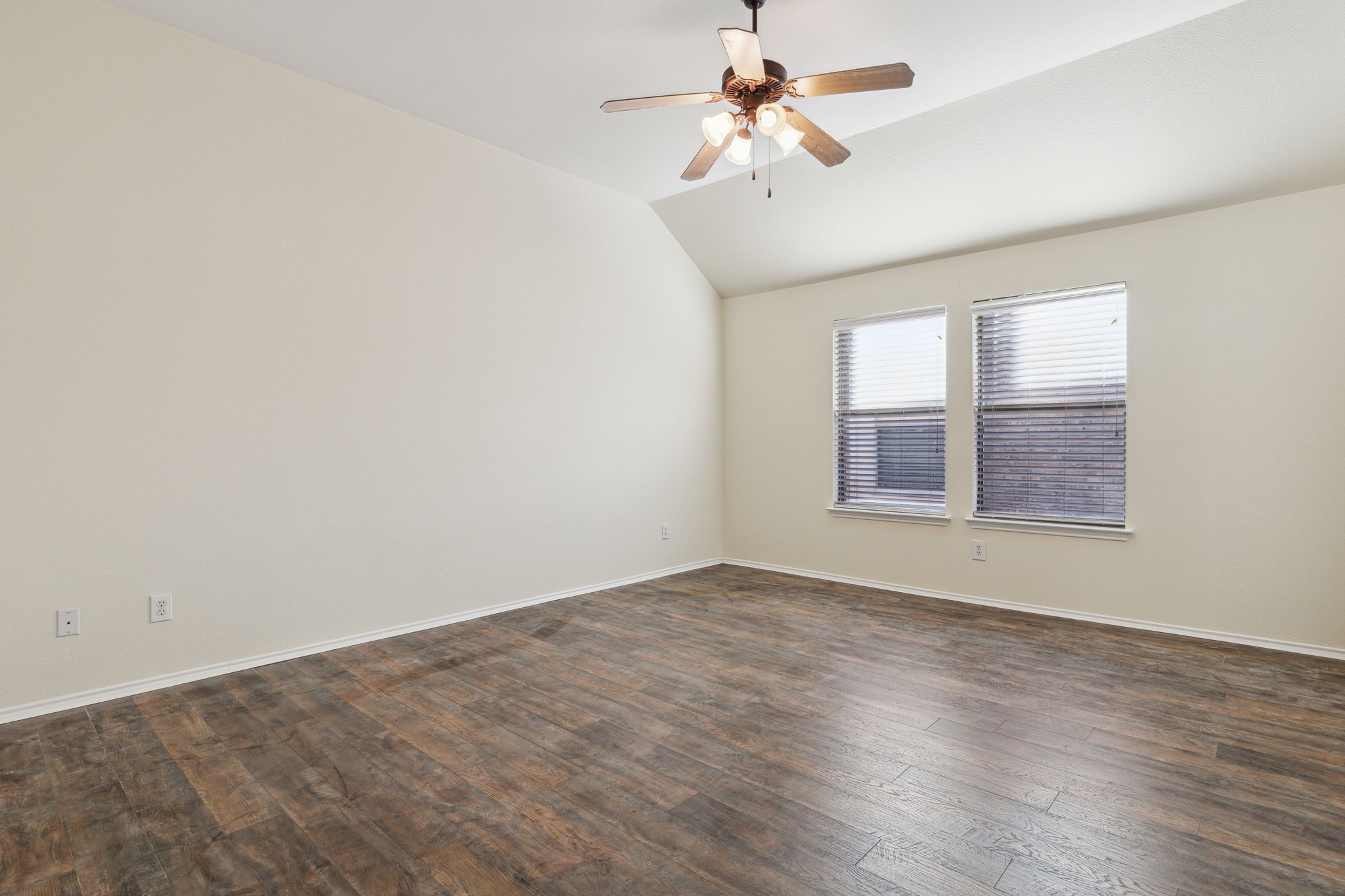 5032 Birchwood Drive