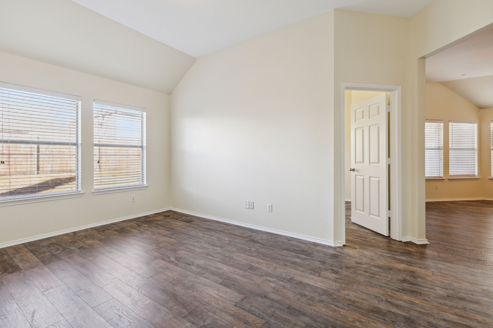 5032 Birchwood Drive